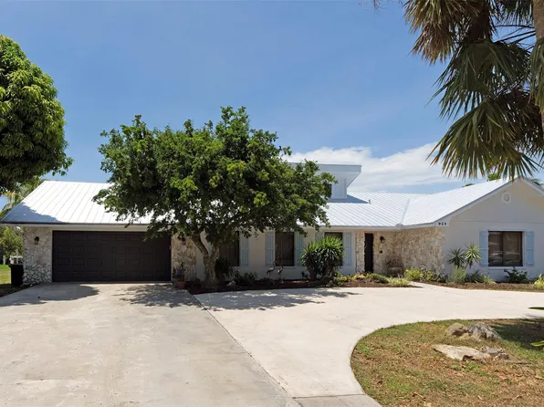 929 Jackson Way, Hutchinson Island, FL 34949