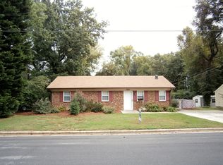 509 N Melville St, Graham, NC 27253
