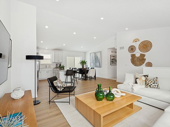 7th image of this home