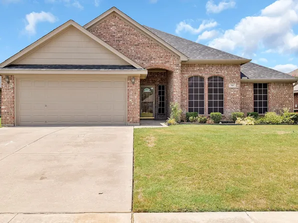 705 Morgan Dr, Burleson, TX 76028