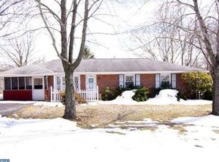 949 Spring City Rd, Phoenixville, PA 19460