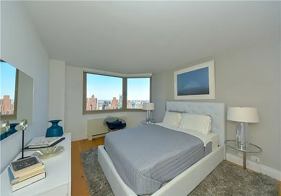 Rented by The Dermot Realty Management Company | media 10