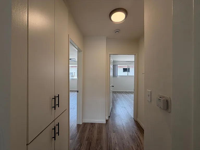 6433 Shirley Ave — Photo 13