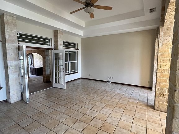 5th image of 310 S Val Verde Rd #10879793