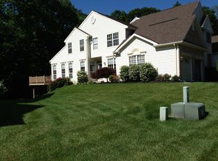 628 Pepperbush Ct, Wilmington, DE 19808