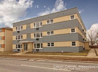 10114 S Pulaski Rd APT 1E, Oak Lawn, IL 60453