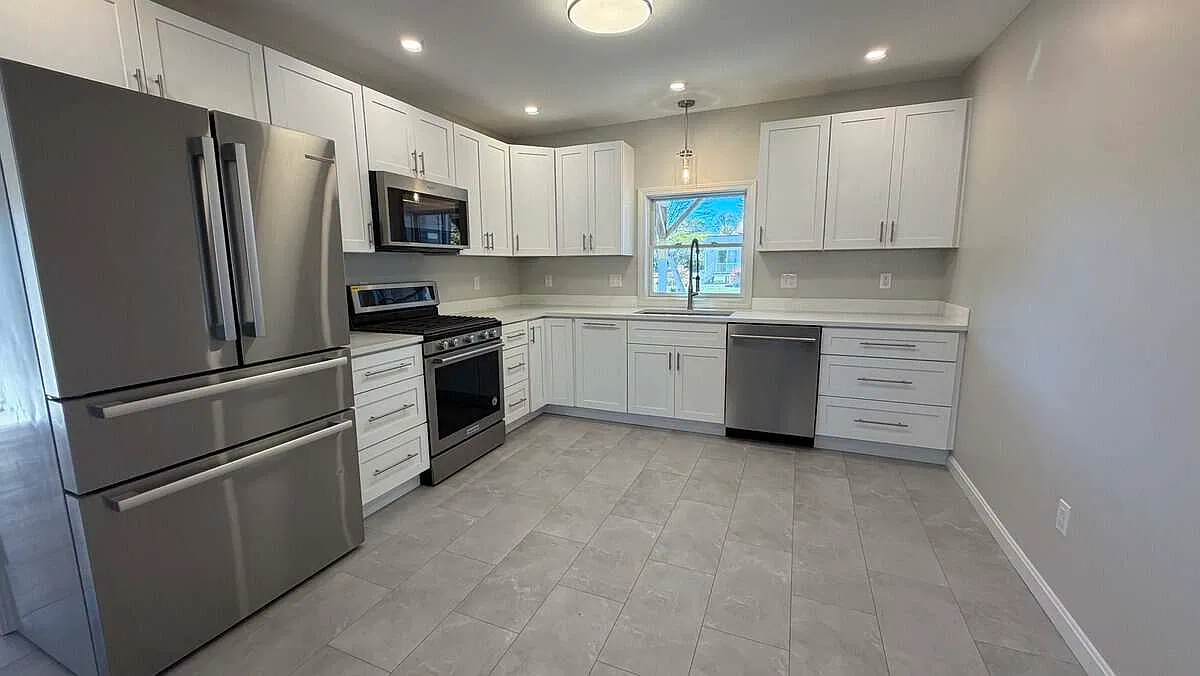 2 bed, 1400 sqft, $2,800 — Photo 1