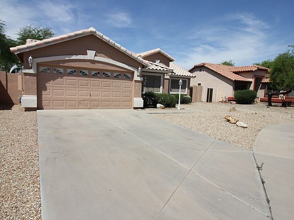 3rd image of 7124 N 77th Dr