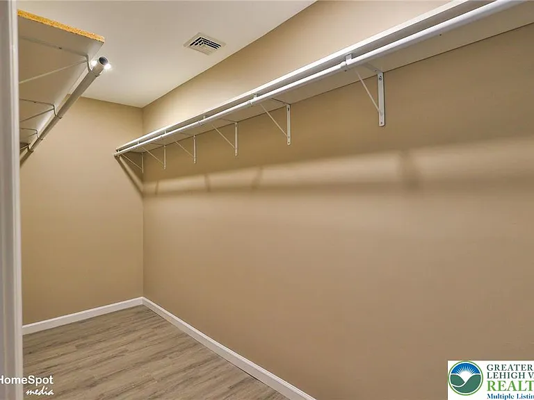 1210 W Turner St #2 — Photo 16
