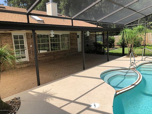 3rd image of 287 N Ridge Dr