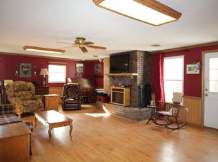 239 Briargate Rd, Washington, IL 61571