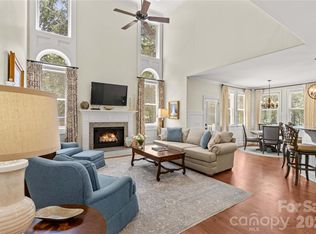 7923 Mountain Shore Dr, Sherrills Ford, NC 28673