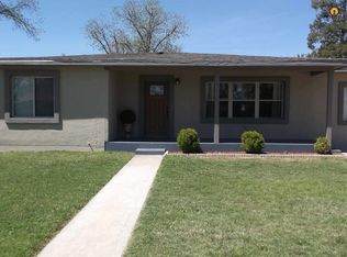 913 Albert St, Carlsbad, NM 88220