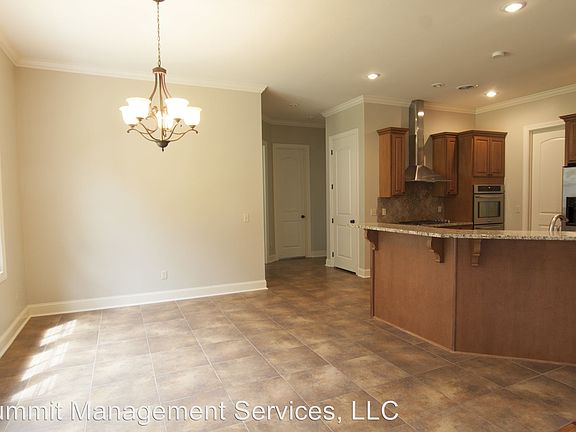 4th image of 2127 W Wells Gate Dr