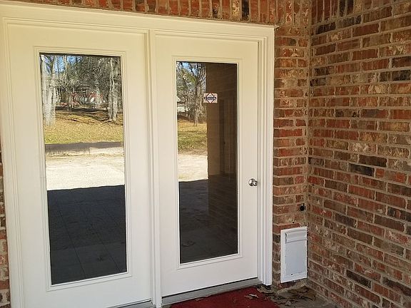 5th image of 17214 Mary Martin Dr