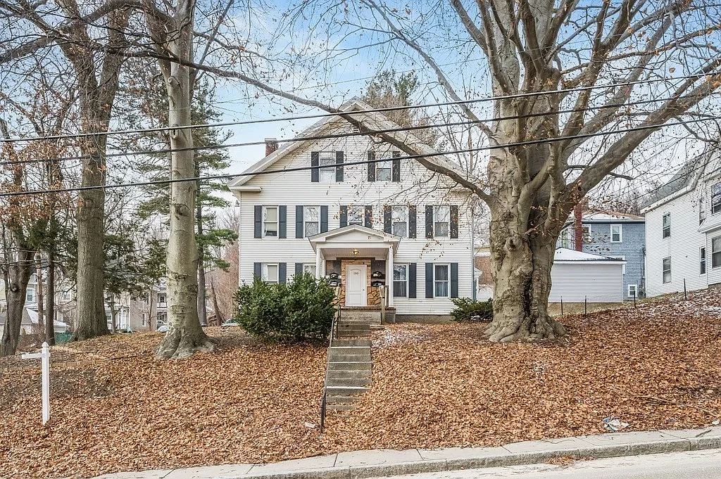 190 Blossom St — Photo 2