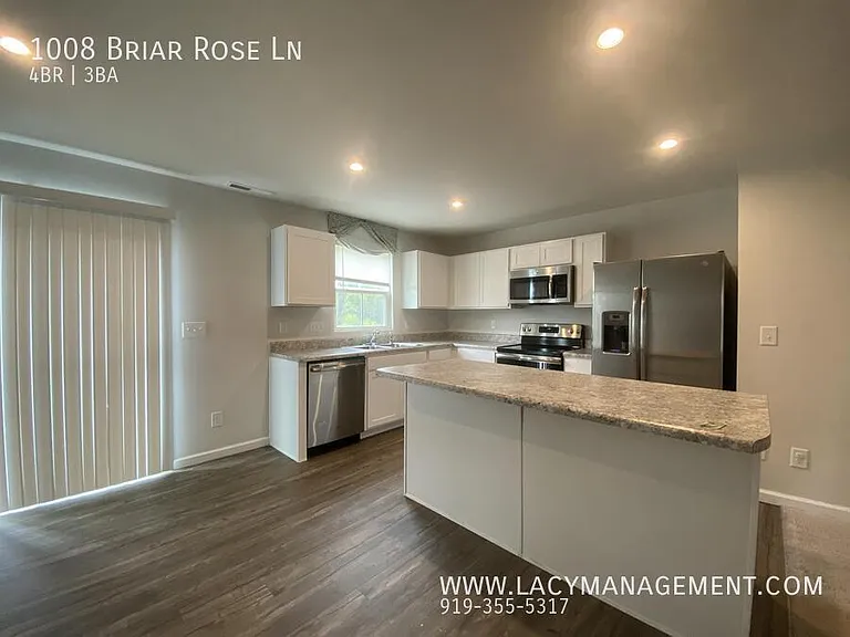 1008 Briar Rose Ln — Photo 6