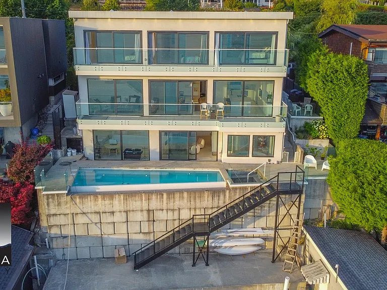 1200 Alderside Rd — Photo 1