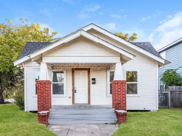 310 W James Ave, Baytown, TX 77520