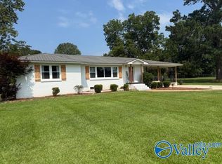 1001 Taylor Rd, Gadsden, AL 35905