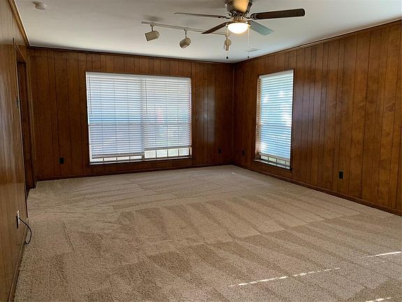 2nd image of 8350 Lullwater Dr
