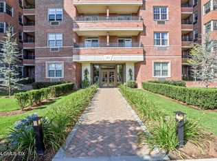 20 Church St APT B23, Greenwich, CT 06830