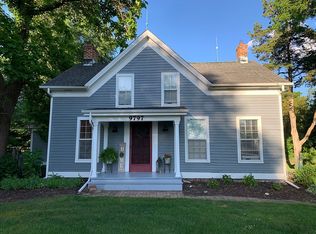 9797 N Rushton Rd, South Lyon, MI 48178