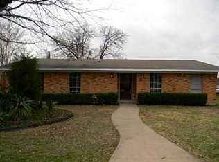 3012 Arapaho Rd, Commerce, TX 75428