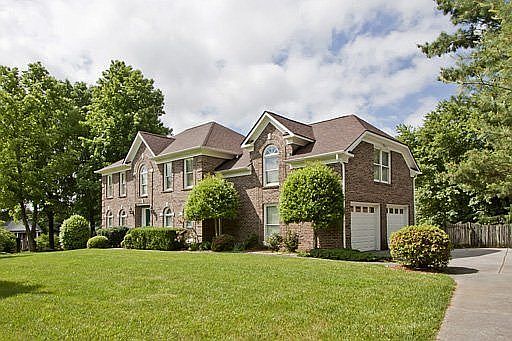 1st image of 1213 Hamstead Ct