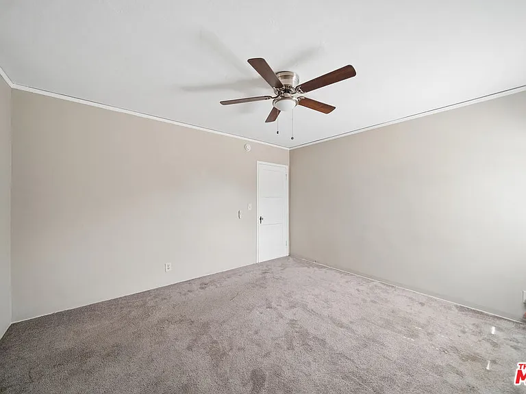 1402 N Mansfield Ave #1/2 — Photo 12