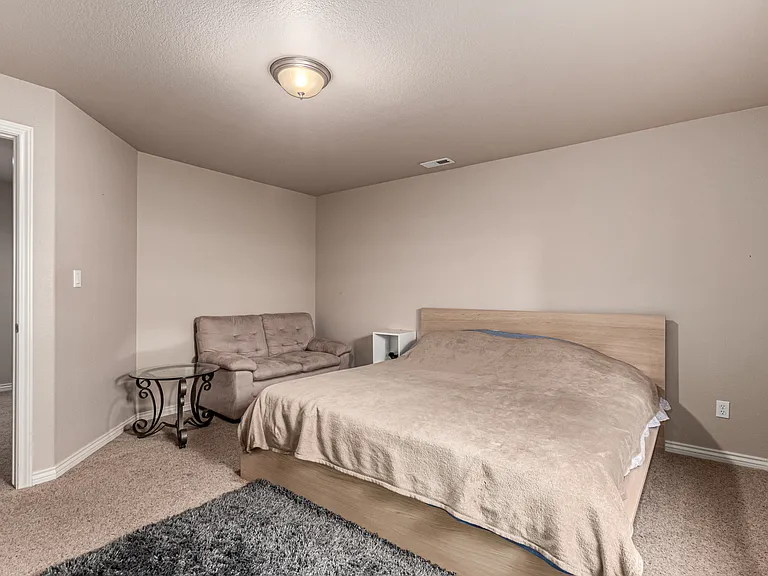 13761 Lazy Creek Rd — Photo 10