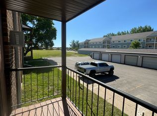1416 10th Ave NE #14, Jamestown, ND 58401