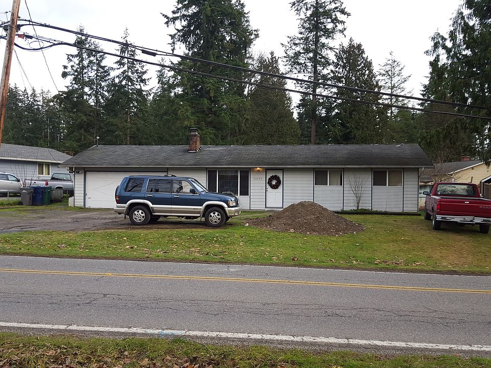 1st image of 22225 Locust Way
