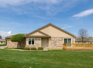 41212 Whispering Oaks Dr, Clinton Township, MI 48038