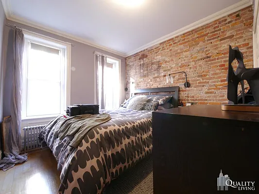 Rented by (Legacy) NY Quality Living Uptown | media 25