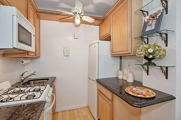 Sold by Keller Williams NYC | media 12