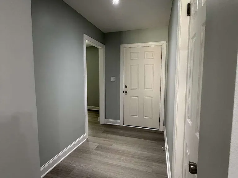 721 Hooker Rd — Photo 9