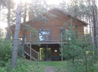 N2081 Virginia Dr, Waupaca, WI 54981