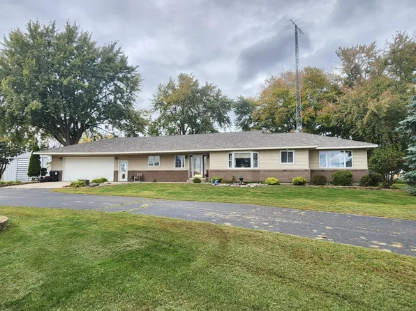 3204 SW 93rd St, Ellendale, MN 56026