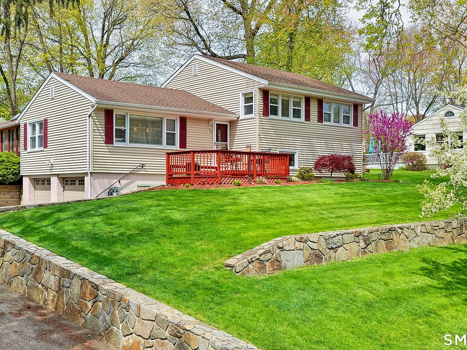 1st image of 109 Sterling Road
