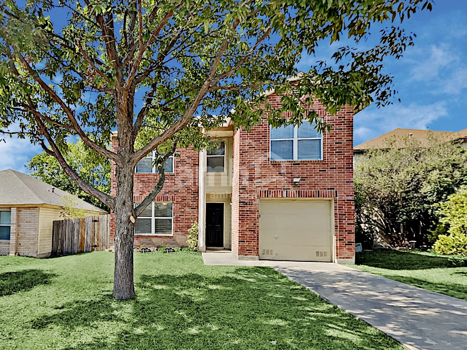4 bed, 2.5 bath, 2042 sqft, $1,745 — Photo 1