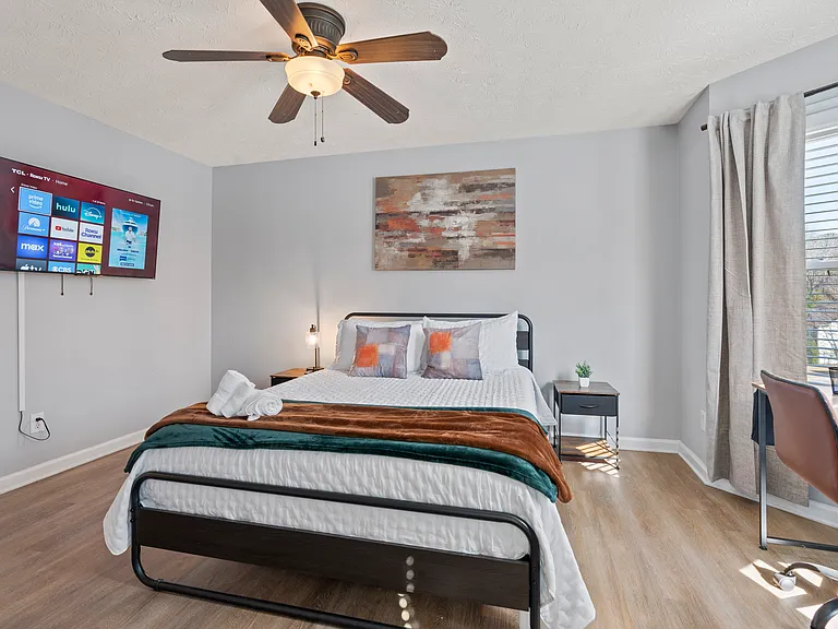 729 Sunny Field Ln — Photo 25