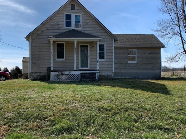 130 SE 180th Rd, Warrensburg, MO 64093