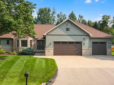 415 N Pine Grove Ln, Hortonville, WI, 54944