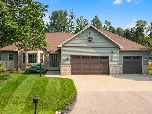 415 N Pine Grove Ln, Hortonville, WI 54944