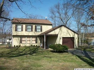 12 Yorkshire Dr, Jackson, NJ 08527