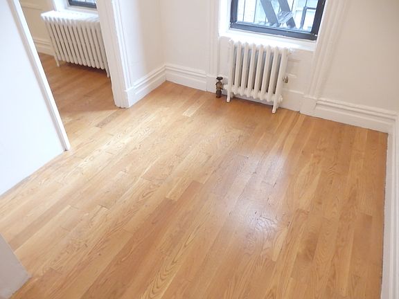 3rd image of 437 W 36th St APT 3C