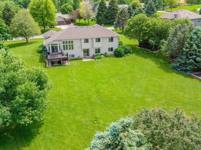 905 S Fawn Ct, Sioux Falls, SD, 57110