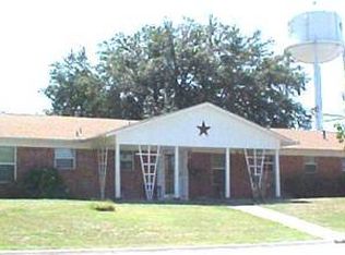 1117 Walters Dr, Granbury, TX 76048