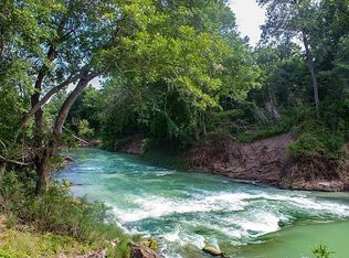 232 Llo Gin Ranch Rd, Luling, TX 78648